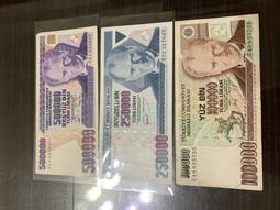 95年刻繪曼生式提梁壺。拼紫泥。180毫升左右。一廠外銷訂制15326 歷史價格詳細信息