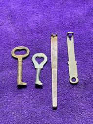 銅雜件幾個，送美銹咸平元寶一枚，按圖發貨， 歷史價格詳細信息