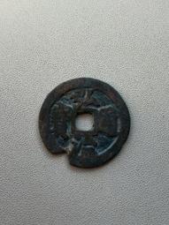 弘治通寶左出弓連水治，很厚，字口深，整體厚度不存在薄厚差較大 歷史價格詳細信息