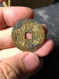 康熙通寶人足寶闊緣，字口清晰，無漏無裂，聲音嘎嘣，非假不退。202 歷史價格詳細信息