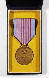 LA024 英國皇太子同妃御訪日紀念1986年 郵政省銅章冊裝 歷史價格詳細信息