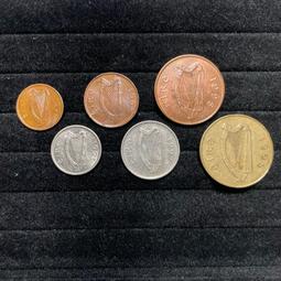 Ireland Celtic Cross Green Ceramic Mint Condition 4 Inches Tall Free Shipping 歷史價格詳細信息