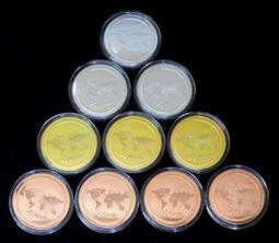 ＊★＊---外國紀念幣.章---米奇&米妮---相親相愛版---鍍金章 1 枚---＊★＊ 歷史價格詳細信息