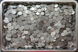 台灣早期1元硬幣,一次標12個~逛街~ 歷史價格詳細信息