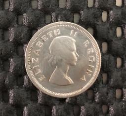 私藏 : 非洲錢幣> 南非共和國.1954年銀幣(ELIZABETH II).6PENCE 價格比較,價格查詢,歷史價格詳細信息