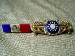 兩個紀念章,聞德評級，具體數據，官網可查，售出不退不換！不議4978 歷史價格詳細信息