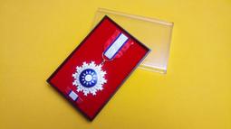 可欣台灣精品：銅質真琺琅制作-忠勤勲章小型章附插針(贈送收藏盒） 歷史價格詳細信息