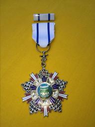 可欣台灣精品:勛章,獎章,紀念章--中國國民黨帽徽（銀色） 歷史價格詳細信息