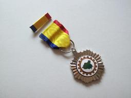 OUTSTANDING NAVAJO NATIVE AMERICAN LAPIS HEISHI STERLING SILVER EARRINGS 歷史價格詳細信息