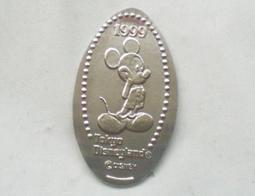 懷舊~~~迪士尼70週年紀念章(米奇&米尼)---紀念章.....6 歷史價格詳細信息