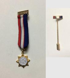 可欣台灣精品:勛章,獎章,紀念章--中國國民黨帽徽（銀色） 歷史價格詳細信息