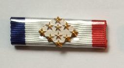 可欣台灣精品：本站全新設計製作高級青天白日勳章專用絨布收藏盒（12.7*18*3.3公分/不含盒內之勳章） 歷史價格詳細信息