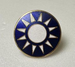 可欣台灣精品：特製青天白日勳章黑色棒球帽（帽徽為金銀色金屬線繡製/單一尺寸可調式/便帽/遮陽帽/慈湖精品帽） 歷史價格詳細信息