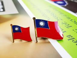 大尺寸。台灣徽章。胸針。別針。中華民國。大尺寸。W2.5xH2.3公分 歷史價格詳細信息