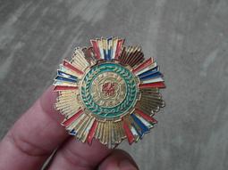 慶祝 蔣總統經國先生 李副總統登輝先生 就職紀念 花蓮縣長吳水雲敬贈（大理石文鎮） 歷史價格詳細信息