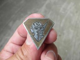 早期----陸軍軍官學校---徽章-----直徑2.2公分 歷史價格詳細信息