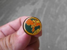 早期---陸軍---徽章------1.7x2.1公分 歷史價格詳細信息