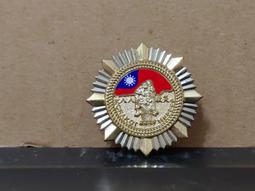 救災桌 天藍色鋼板救災桌椅可攜式摺疊桌凳應急桌凳一桌四椅組合 歷史價格詳細信息