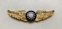 可欣台灣精品：特制陸軍空軍金色帽徽付金色真琺琅黨徽帽徽一組（真琺琅黨徽白日上有斑點介意的請勿購買/不影響使用） 歷史價格詳細信息