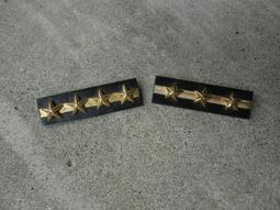 警察領章.襟章(大)一對~~~日據時代---領章 歷史價格詳細信息