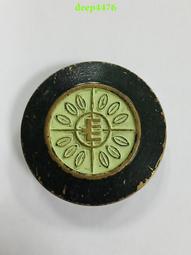 【異國滿屋】Hello kitty 斜背手機觸控包 手機包 斜背包（二手）九成新 歷史價格詳細信息