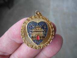 早期----金門馬祖--小支--空酒瓶--擺飾用---------高15公分--蔣公--毋忘在莒---品如圖 歷史價格詳細信息