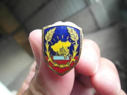 早期---國軍--徽章--證章---馬祖莒光----2.2x2.7公分---- 歷史價格詳細信息