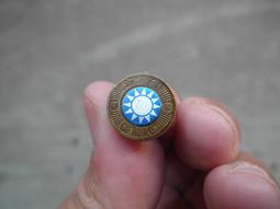 政治國民黨收藏品~2000年總統大選 連戰 蝴蝶選舉紀念品/別針/貼紙/手臂置物包/CD光碟片 歷史價格詳細信息