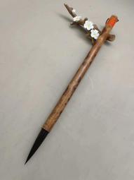 極品湘妃兼毫大斗筆，高貨定制兼毫斗筆一支，出峰8.3cm口徑23mm，玉化白水牛角筆斗筆頂，手感很好。紅精選-905 歷史價格詳細信息