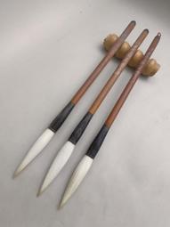 80年代極品細光峰純羊毫，小長峰回流老湖筆，白鶴展翼，蘭蕊式細光峰，牛角頂牛角斗，手工刻字，刻字精美。-1589 歷史價格詳細信息