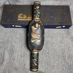 90年代，筋紋菊葉壺，墨綠泥。花貨大品，350毫升左右，高建15318 歷史價格詳細信息