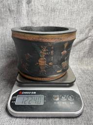 90年代，筋紋菊葉壺，墨綠泥。花貨大品，350毫升左右，高建15318 歷史價格詳細信息