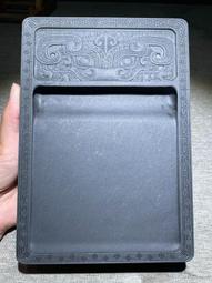 易硯 黃伯陽青鸞銜桃，頂級石料頂級工了，純手工雕刻，真正伯陽 文房 收藏 舊藏【勝格玉石店】12515 歷史價格詳細信息