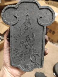 一款非常精緻漂亮的和田玉羊脂玉籽料貔貅把件，雕工精緻，上身簡單大方，67.6*33.7*30.6mm，重110.3g 歷史價格詳細信息