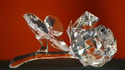 奧地利 施華洛世奇 SWAROVSKI 水晶鬱金香胸針 別針 歷史價格詳細信息