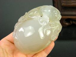 《紀老師的收藏 》頂級玉石立體精雕把玩•財位擺件→100%天然紫玉髓全手工精雕--鎮財龍龜→26E19K03  ※聚氣招財•收藏增值! 歷史價格詳細信息