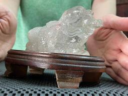 #白水晶 天然白水晶將軍狐 可做男款！寶帶彩 財寶 清透體微棉裂！追求完美的請繞行！尺寸： 水晶 擺件 文玩 二手【紫竹齋】300 歷史價格詳細信息