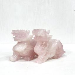 【御寶齋】--｛一夜歡｝--和闐白玉小籽料、雕臥葉上的貛、小巧．．// 特價給第一標 // 歷史價格詳細信息