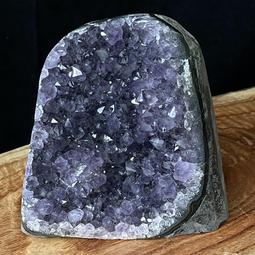 烏拉圭桌上型紫晶鎮擺件 寬9cm x 高12cm x 深7cm x 洞深3cm 重800公克 歷史價格詳細信息