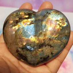 博物館级~大型石頭佛首，約14(Kg)公斤(西元265年~西元420年)，石頭佛首(從佛像取下來的佛首)邊框高60Cm(公分)x長28CmX寬28Cm~孤品 歷史價格詳細信息