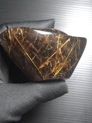 天然鈦晶竹節吊墜，18k金鑲嵌扣頭，裸石尺寸 28.8*8.6*7mm 此物屬高檔商品 售出不退換 歷史價格詳細信息