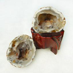 ．. 臻石 .．聚財白水晶聚寶盆/迷你小晶洞(粽型)(83024) 歷史價格詳細信息