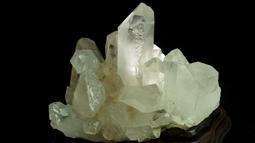 § 崧騏 §  白水晶晶中晶墜   特殊收藏精品  (高33寬15厚12mm) 歷史價格詳細信息