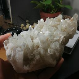 天然白水晶晶簇原石，一物一圖，規格115.68.42mm，重397克，6，，偏遠地區不。（ 水晶 擺件 文玩 二手【紫竹齋】864 歷史價格詳細信息