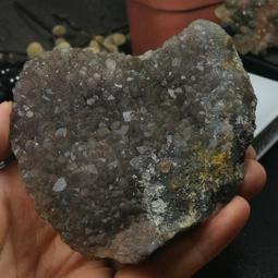 天然原礦白水晶簇，凈重约3.3公斤，贈底座～好運到水晶坊(A2_44) 歷史價格詳細信息