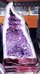 天然巴西紫水晶洞/高約67公分/含底座約24kg 歷史價格詳細信息