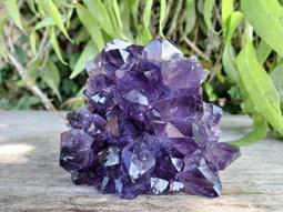 高王晶____烏拉圭紫水晶片___淨重 : 278.4公克____跨越文昌系列..071 歷史價格詳細信息