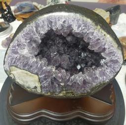 臻品水晶~天然烏拉圭綠幽邊~聚寶盆聚財納氣~開運招正財~聚寶盆紫晶洞 歷史價格詳細信息