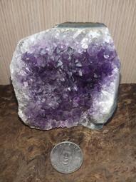 天然烏拉圭紫水晶簇尺寸高度7cm重量410克送底座帶國 水晶 天然 收藏【二手】【探古齋】-599 歷史價格詳細信息