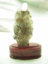 【采鑫坊】茶黃水晶簇~總高102.5mm《免運費.免郵資》附特製木座~ 歷史價格詳細信息